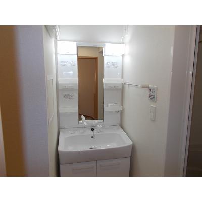 クラール 204【管理NO：1-015383301-02040】 ★家具家電は申し込み後に搬入します 2026年08月下旬入居可能の物件画像
