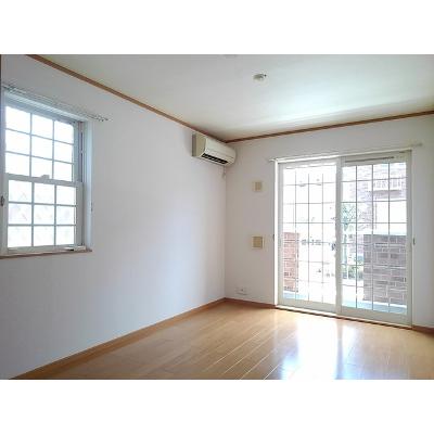 サニー　レジデンスⅡ 104【管理NO：1-013038602-01040】 ★家具家電は申し込み後に搬入します★ ★2026年09月上旬入居可能★の物件画像