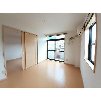 アムールハイツ 105【管理NO：1-007232301-01050】 ★家具家電は申し込み後に搬入します 2026年09月中旬入居可能の物件画像