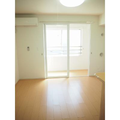 フルールⅥ 201【管理NO：1-018952501-02010】 ★家具家電は申し込み後に搬入します 2026年08月下旬入居可能の物件画像