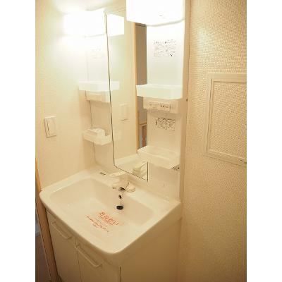 フルールⅥ 201【管理NO：1-018952501-02010】 ★家具家電は申し込み後に搬入します 2026年08月下旬入居可能の物件画像