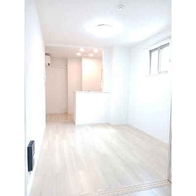 ライゼ 102【管理NO：1-027732201-01020】 ★家具家電は申し込み後に搬入します★の物件画像