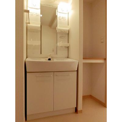 メモワール 101【管理NO：1-015566101-01010】 ★家具家電は申し込み後に搬入します★ ★2026年09月中旬入居可能★の物件画像