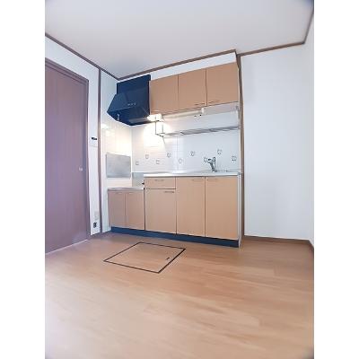 ウォーターフィールド　Ｄ 101【管理NO：1-011220702-01010】 ★家具家電は申し込み後に搬入します★の物件画像