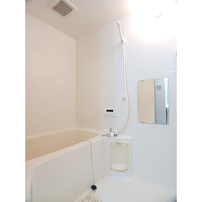 ウォーターフィールド　Ｄ 101【管理NO：1-011220702-01010】 ★家具家電は申し込み後に搬入します★の物件画像