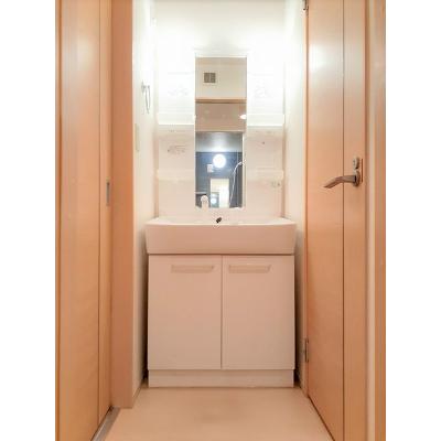 グッドベル　Ｂ 103【管理NO：1-017199902-01030】 ★家具家電は申し込み後に搬入します★の物件画像
