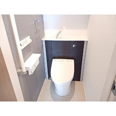 グローク　トレ 101【管理NO：1-028011901-01010】 ★家具家電は申し込み後に搬入します★の物件画像