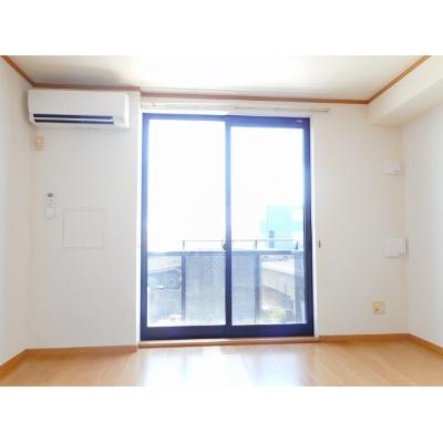 メゾンパレェ 202【管理NO：1-012750301-02020】 ★家具家電は申し込み後に搬入します★の物件画像