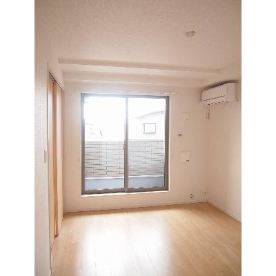 シャイニー 205【管理NO：1-021856401-02040】 ★家具家電は申し込み後に搬入します★ ★2026年08月下旬入居可能★の物件画像