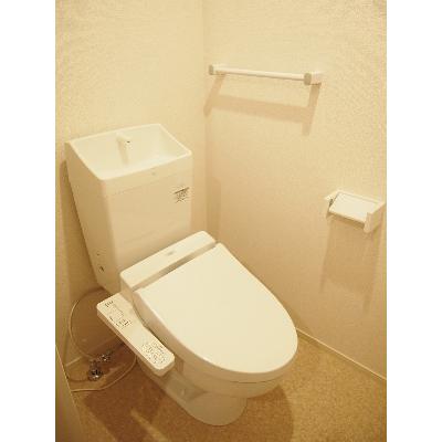 シャイニー 205【管理NO：1-021856401-02040】 ★家具家電は申し込み後に搬入します★ ★2026年08月下旬入居可能★の物件画像
