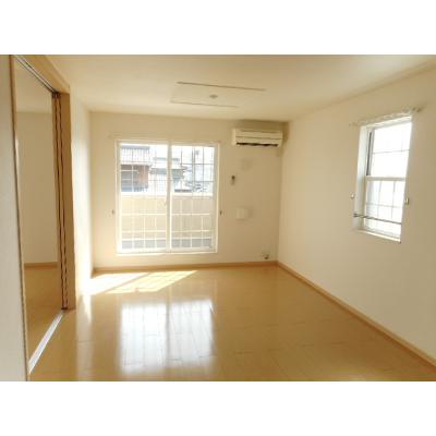 プリマヴェーラⅠ 201【管理NO：1-016929601-02010】 ★家具家電は申し込み後に搬入します★ ★2026年08月下旬入居可能★の物件画像