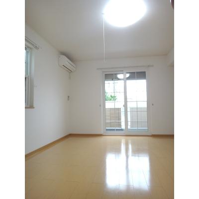 ホワイトメゾンⅥ 101【管理NO：1-014687901-01010】 ★家具家電は申し込み後に搬入します★ ★2026年08月下旬入居可能★の物件画像