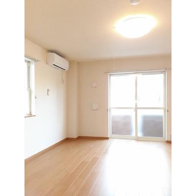 プリマベーラⅠ 101【管理NO：1-013825701-01010】 ★家具家電は申し込み後に搬入します★ ★2026年08月中旬入居可能★の物件画像