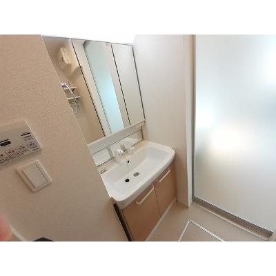 サマーフィールド 102【管理NO：1-024248901-01020】 ★家具家電は申し込み後に搬入しますの物件画像