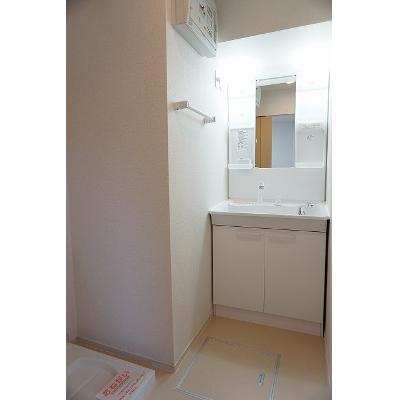 リンデンⅡ 202【管理NO：1-021569302-02020】 ★家具家電は申し込み後に搬入します 2026年08月上旬入居可能の物件画像