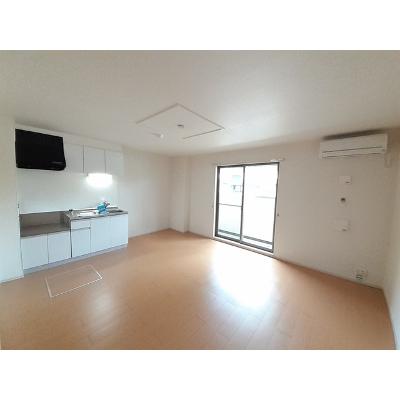ロゼ・クリスタⅡ 101【管理NO：1-019353301-01010】 ★家具家電は申し込み後に搬入します★の物件画像