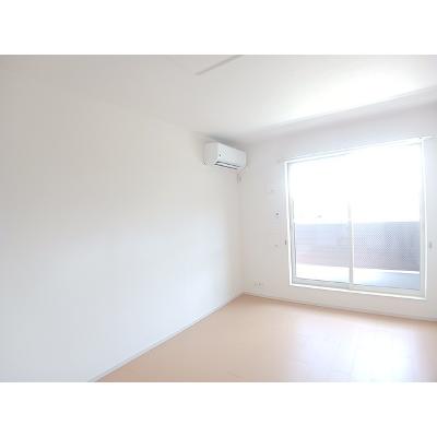 アルブル　ポルテ 201【管理NO：1-018645901-02010】 ★家具家電は申し込み後に搬入します★の物件画像
