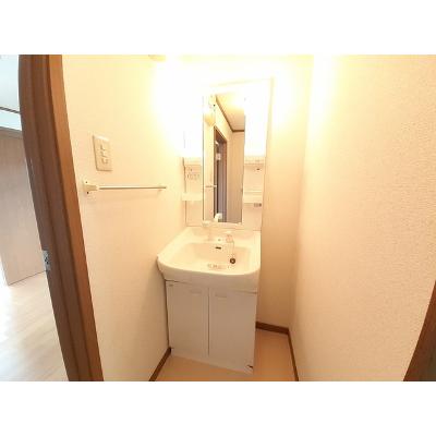 シルエラ　Ⅰ 201【管理NO：1-010708501-02010】 ★家具家電は申し込み後に搬入します★ ★2026年09月中旬入居可能★の物件画像