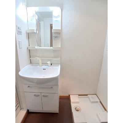 ルーブル・ベル 201【管理NO：1-014389101-02010】 ★家具家電は申し込み後に搬入します★の物件画像