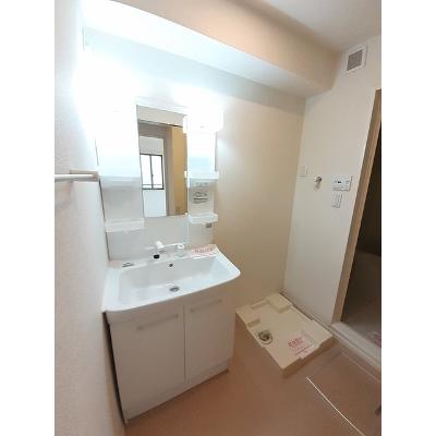 ラ・セーヌ 203【管理NO：1-023105301-02030】 ★家具家電は申し込み後に搬入します★ ★2026年09月中旬入居可能★の物件画像