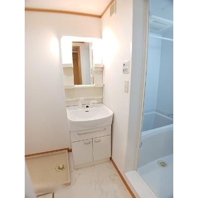 ウェルネス新橋 101【管理NO：1-012682801-01010】 ★家具家電は申し込み後に搬入します★の物件画像