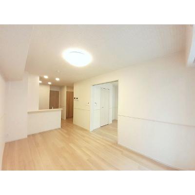 シャンティープレースナゴミ 103【管理NO：1-027308101-01030】 ★家具家電は申し込み後に搬入します★の物件画像