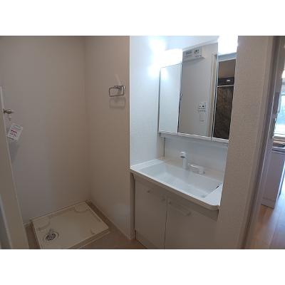ウィスタリア　Ⅰ 103【管理NO：1-028412701-01030】 ★家具家電は申し込み後に搬入します★の物件画像