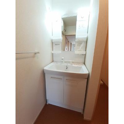 メゾンアイリス 202【管理NO：1-018531501-02020】 ★家具家電は申し込み後に搬入します★ ★2026年09月上旬入居可能★の物件画像