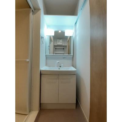 カサブランカ 204【管理NO：1-026178001-02040】 ★家具家電は申し込み後に搬入します 2026年10月中旬入居可能の物件画像