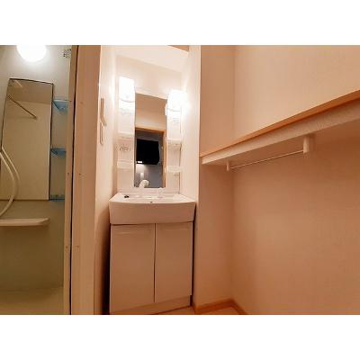 フラワーヒルズⅢ 101【管理NO：1-017566001-01010】 ★家具家電は申し込み後に搬入します★ ★2026年08月下旬入居可能★の物件画像