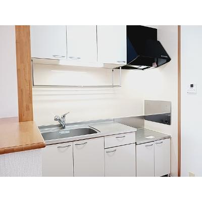 エトワール海谷 201【管理NO：1-014561901-02010】 ★家具家電は申し込み後に搬入します★の物件画像