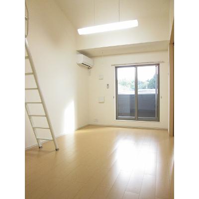ヴィラ　青山 202【管理NO：1-019741001-02020】 ★家具家電は申し込み後に搬入します★の物件画像
