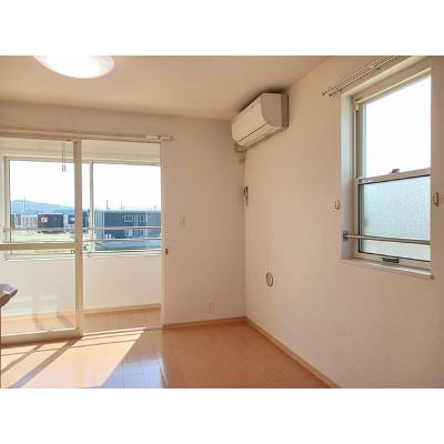 エアリーヒルⅡ 204【管理NO：1-016848002-02040】 ★家具家電は申し込み後に搬入します★の物件画像