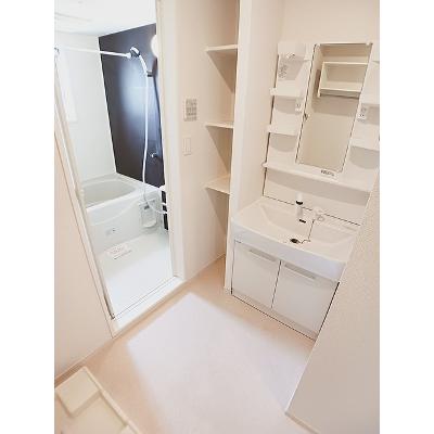 クレセントヒルズ 203【管理NO：1-022917101-02030】 ★家具家電は申し込み後に搬入します★の物件画像