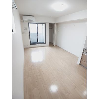 ラキオラ 201【管理NO：1-025384501-02010】 ★家具家電は申し込み後に搬入します★の物件画像