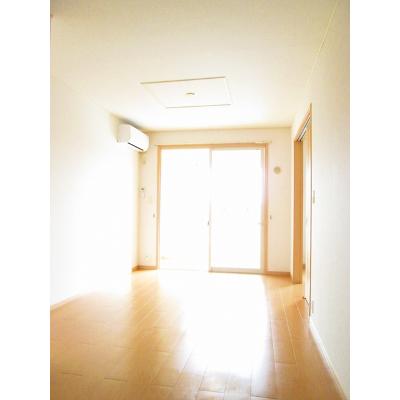 ウィスティリア　パディ弐番館 222【管理NO：1-015343502-02020】 ★家具家電は申し込み後に搬入します★ ★2026年09月上旬入居可能★の物件画像