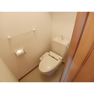 コモド　アビターレ 113【管理NO：1-014261001-01030】 ★家具家電は申し込み後に搬入します★の物件画像