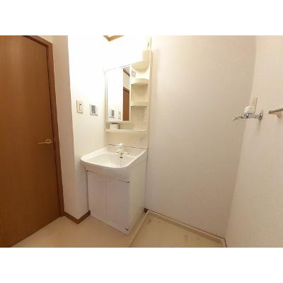 アルカンシェル　エスティＢ 103【管理NO：1-011352002-01030】 ★家具家電は申し込み後に搬入します★ ★2026年09月中旬入居可能★の物件画像