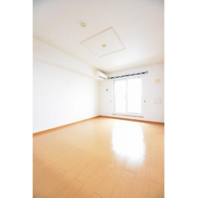 シャンゼリゼＡ 202【管理NO：1-014790001-02020】 ★家具家電は申し込み後に搬入します★の物件画像