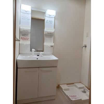 セレナコ－ト 104【管理NO：1-015565001-01040】 ★家具家電は申し込み後に搬入します 2026年09月中旬入居可能の物件画像