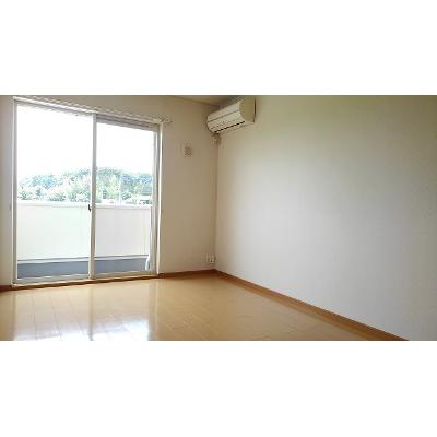 アマランスＥ 102【管理NO：1-014391201-01020】 ★家具家電は申し込み後に搬入します 2026年09月上旬入居可能の物件画像