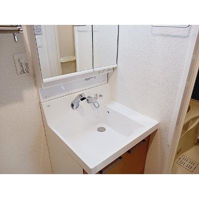 クレセントⅡ 101【管理NO：1-025109201-01010】 ★家具家電は申し込み後に搬入します★の物件画像