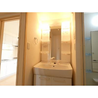 ソレイユ 203【管理NO：1-016015401-02030】 ★家具家電は申し込み後に搬入します 2026年09月上旬入居可能の物件画像