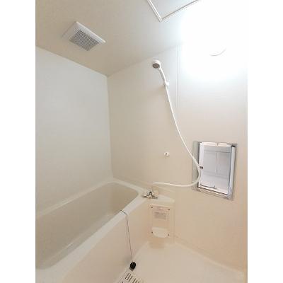ウエストコシン 203【管理NO：1-007054001-02030】 ★家具家電は申し込み後に搬入します 2026年10月中旬入居可能の物件画像