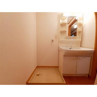 ピュアパレスⅢ 112【管理NO：1-011879902-01040】 ★家具家電は申し込み後に搬入します★ ★2026年09月上旬入居可能★の物件画像