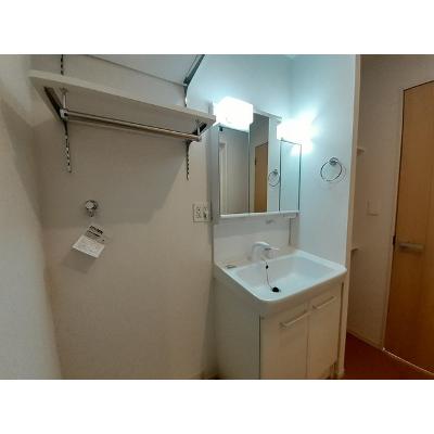 リズム　Ｃ 103【管理NO：1-025327903-01030】 ★家具家電は申し込み後に搬入します 2026年09月中旬入居可能の物件画像