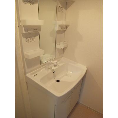 ＫＵＲＡ 101【管理NO：1-017241301-01010】 ★家具家電は申し込み後に搬入します★ ★2026年09月上旬入居可能★の物件画像