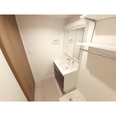 ラクーン堅田 202【管理NO：1-025975901-02020】 ★家具家電は申し込み後に搬入します★ ★2026年09月中旬入居可能★の物件画像
