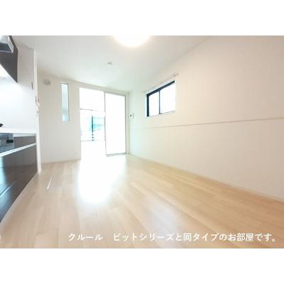 ロイヤル　エンブレム 101【管理NO：1-027839801-01010】 ★家具家電は申し込み後に搬入します★ ★2026年09月上旬入居可能★の物件画像
