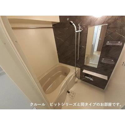 ロイヤル　エンブレム 101【管理NO：1-027839801-01010】 ★家具家電は申し込み後に搬入します★ ★2026年09月上旬入居可能★の物件画像